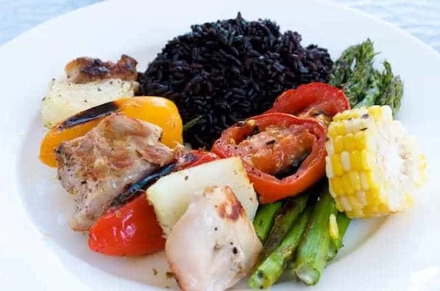 Chicken Fajita Skewers | Shake That Weight