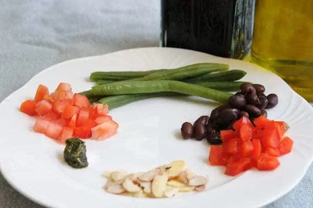 2 Bean Pepper Salad | Shake That Weight