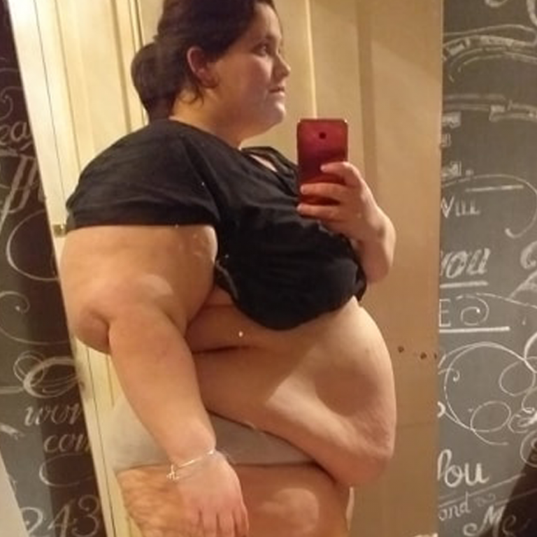 Zara before starting Shake That Weight